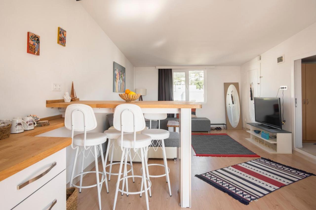 בודרום Central, Cozy, 15 Min Walk To The Beach, Fast Wi-Fi, Free Parking, 4Ppl מראה חיצוני תמונה